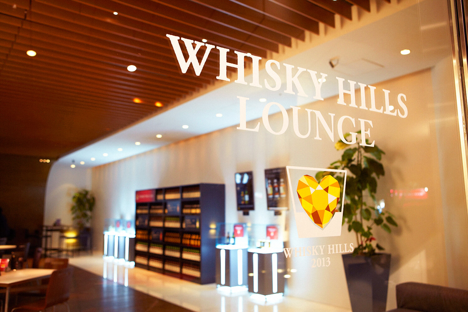 WHISKY HILLS 2013