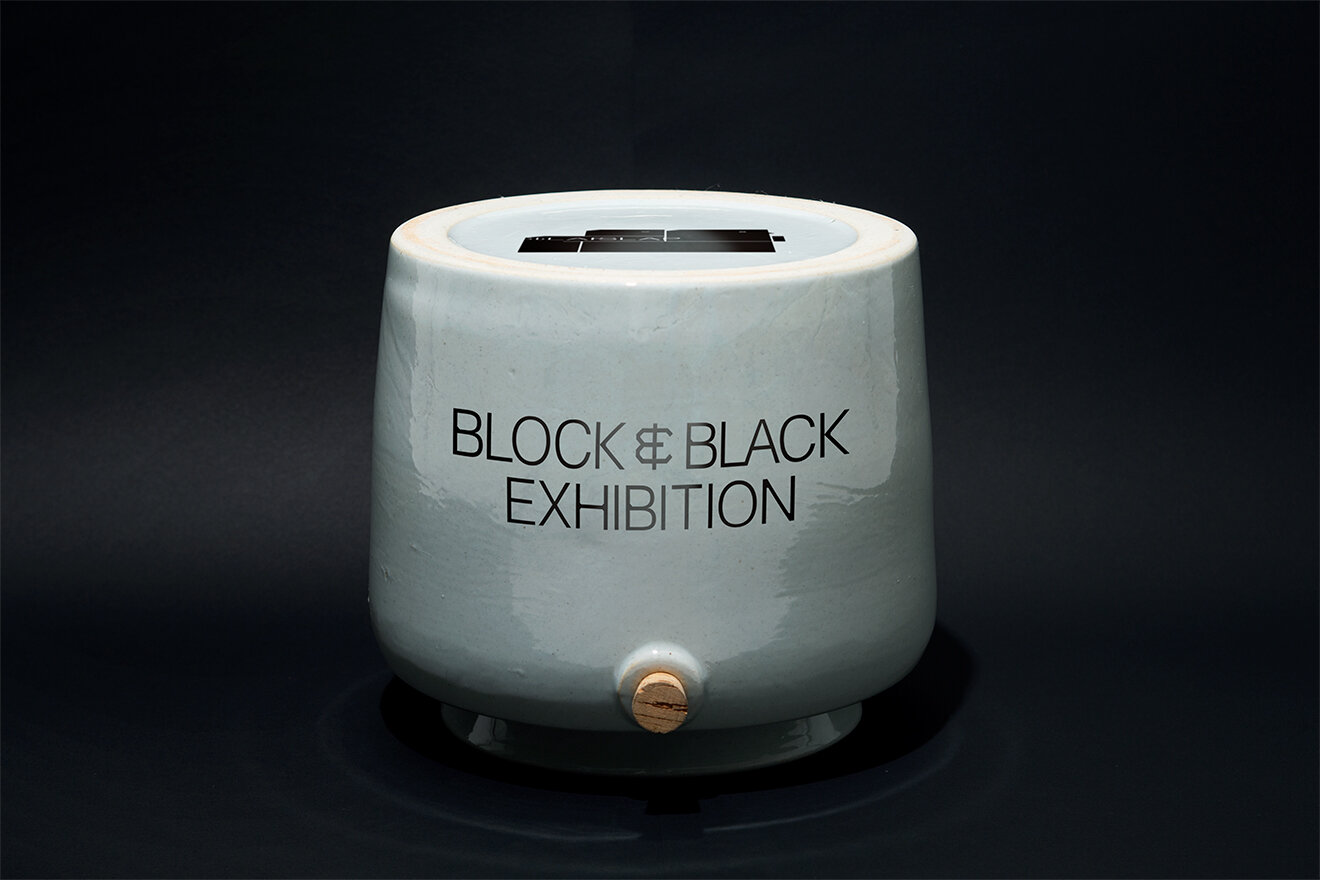 BLACK AND BLOCK